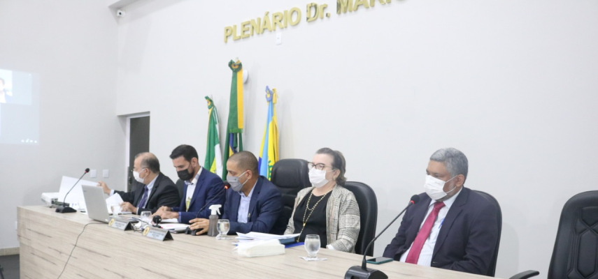 Primeira audiência pública é realizada no plenário da Câmara de Parnamirim, após retorno das atividades presenciais