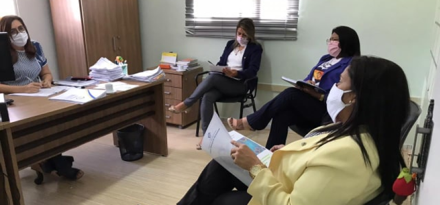 Comissão da Câmara faz visita e discute medidas de enfrentamento da Covid-19 com a Semas