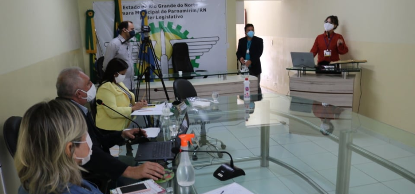 Vigilância Epidemiológica apresenta à Câmara dados sobre combate a Covid-19 em sessão virtual