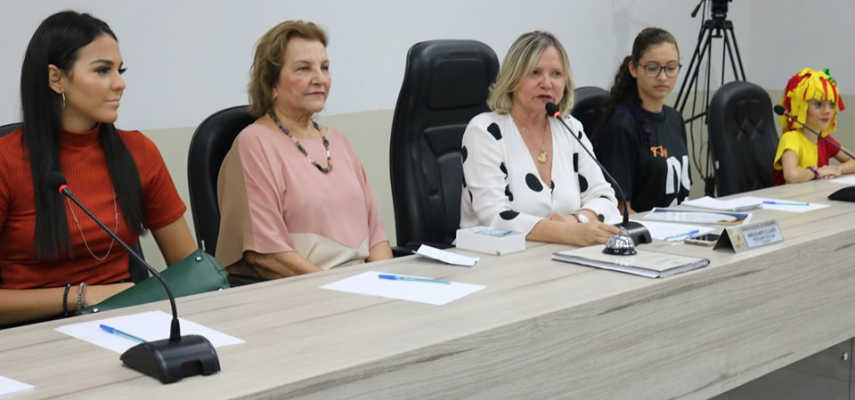 Câmara promove debate sobre o papel de meninas e mulheres em posição de liderança