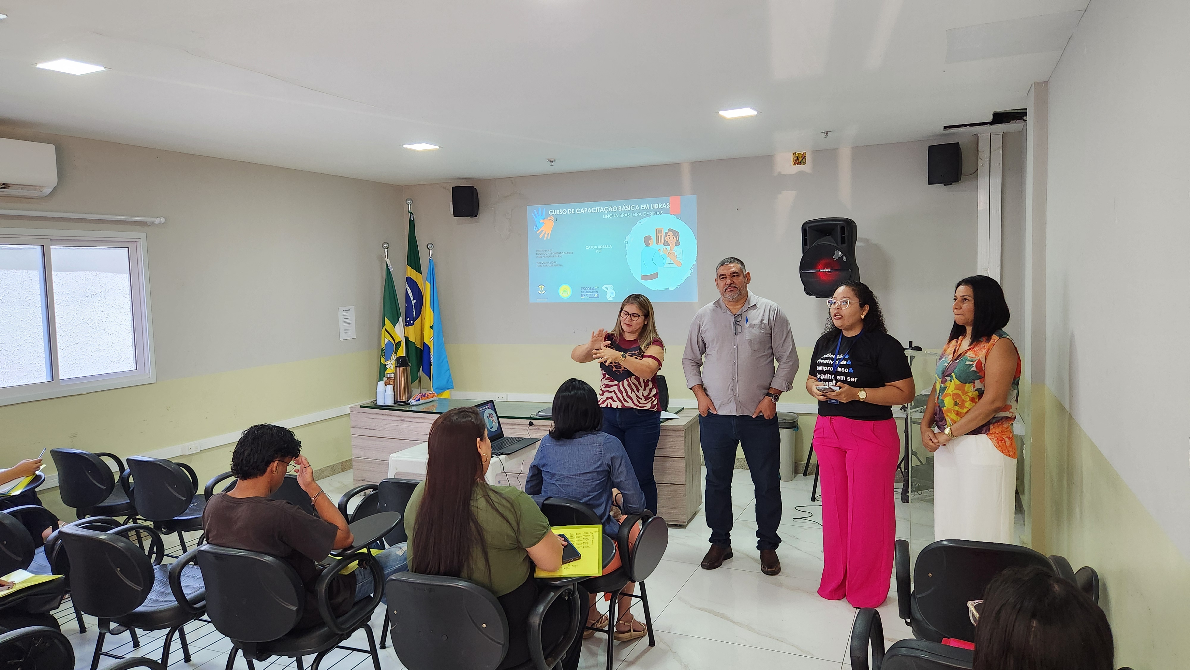 Câmara de Parnamirim inicia segunda turma do Curso de Libras