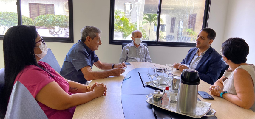 Presidente da Casa, vereador Wolney França, participa de reunião com o Centro Universitário do RN - UNI-RN