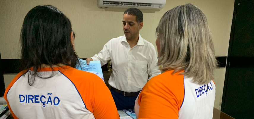 Educadoras apresentam projeto sustentável ao presidente da Câmara