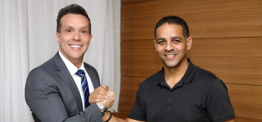 Câmaras de Parnamirim e Natal assinam convênio para retransmissão da TV Câmara Parnamirim