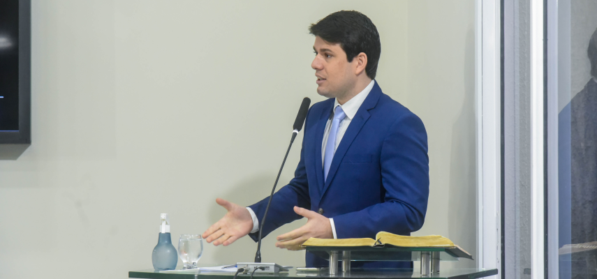Transporte público e merenda escolar são temas de debate em 10ª Sessão Ordinária