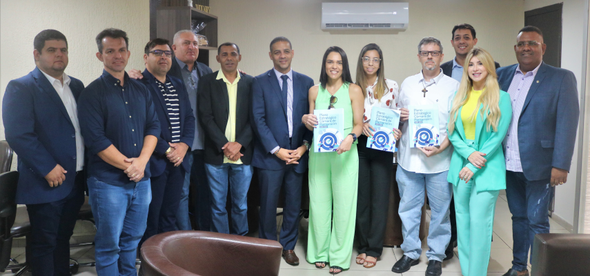 Novos servidores da Câmara de Parnamirim foram empossados nesta terça