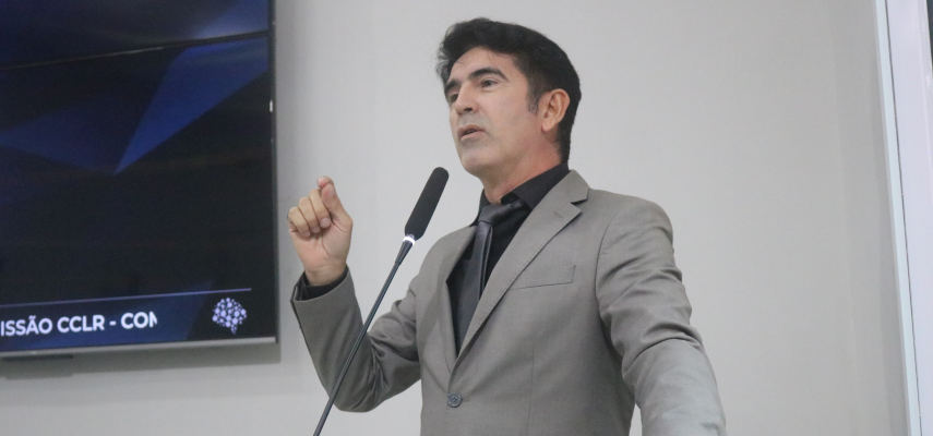 Vereador Silvio Menezes colocou em pauta questões referentes à Educação