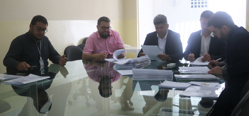 Comissão de Constituição, Legislação e Redação Final discute Projetos de Lei