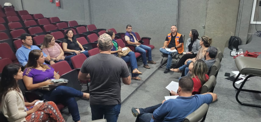 Servidoras da Casa Legislativa participam de reunião de planejamento alusiva ao Dia Mundial da Limpeza