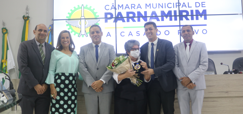 Sessão Solene homenageia Assistentes Sociais de Parnamirim