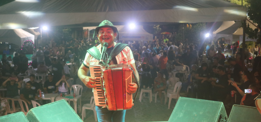 camara-cultural-junior-sanfoneiro-trouxe-muito-forro-e-alegria-para-nova-parnamirim