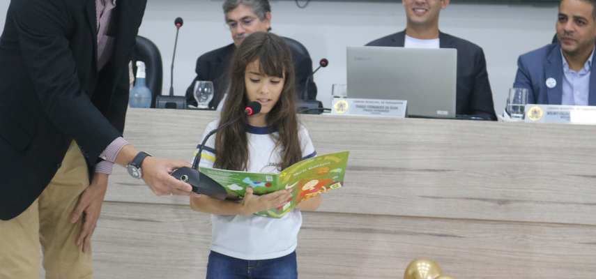 Câmara de Parnamirim realizou Audiência Pública para debater a importância da adoção
