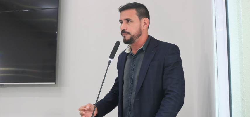 Em tribuna, vereador Michael Borges aborda saúde do município