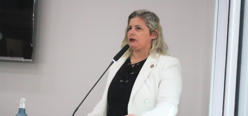 Direitos das mulheres é pauta trazida pela vereadora Fativan Alves em Sessão Ordinária