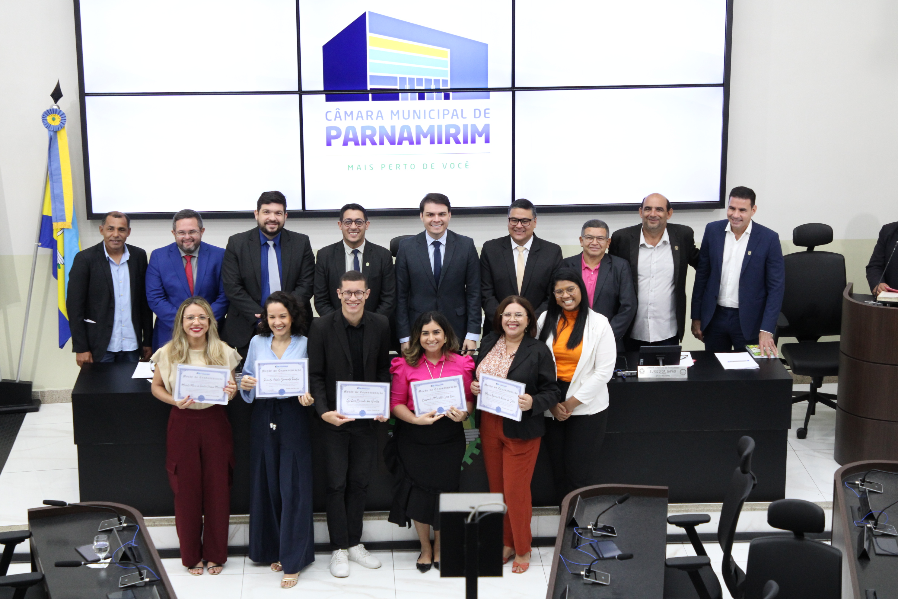 Câmara homenageia equipe de Jornalismo por contribuição ao serviço público