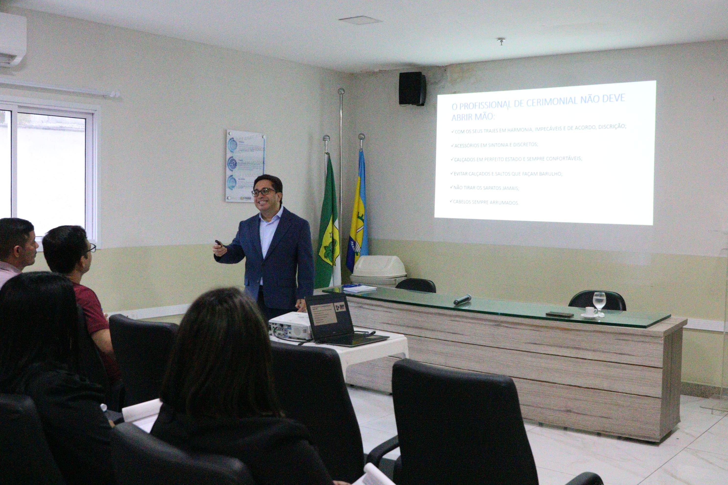 Câmara de Parnamirim promove curso interno sobre Cerimonial Oficial e Público nos dias 9 e 10 de julho