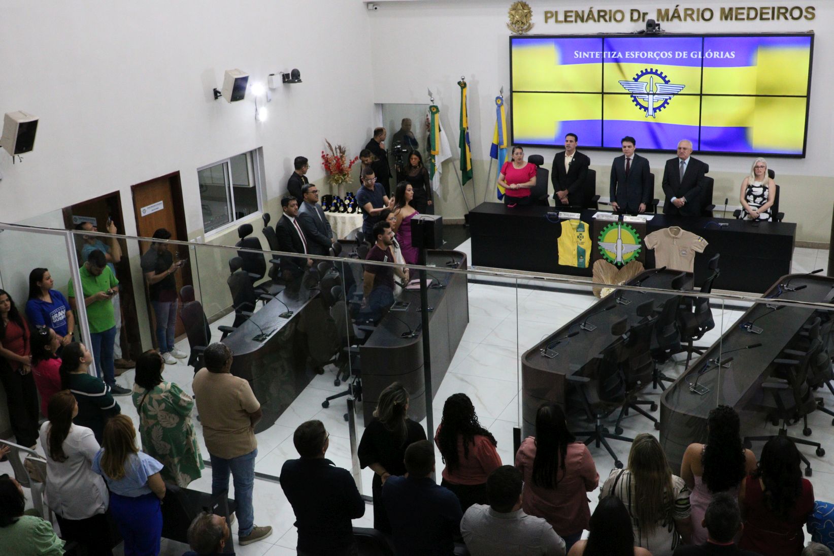 Câmara de Parnamirim homenageia 86 ACS e ACE