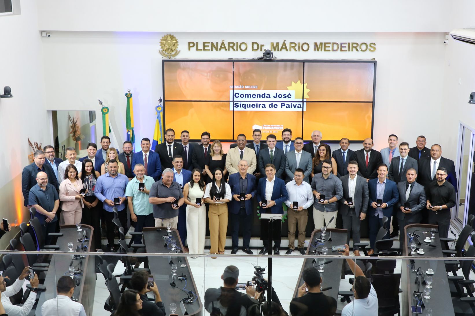 Câmara concede Comenda José Siqueira de Paiva a empresários