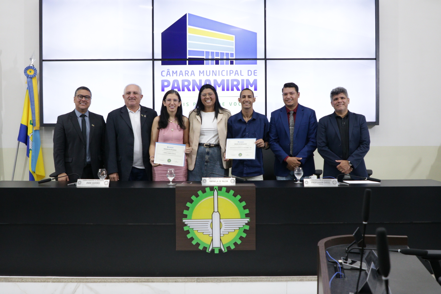 Entrega de Moção de Aplausos reconhece trabalho comunitário