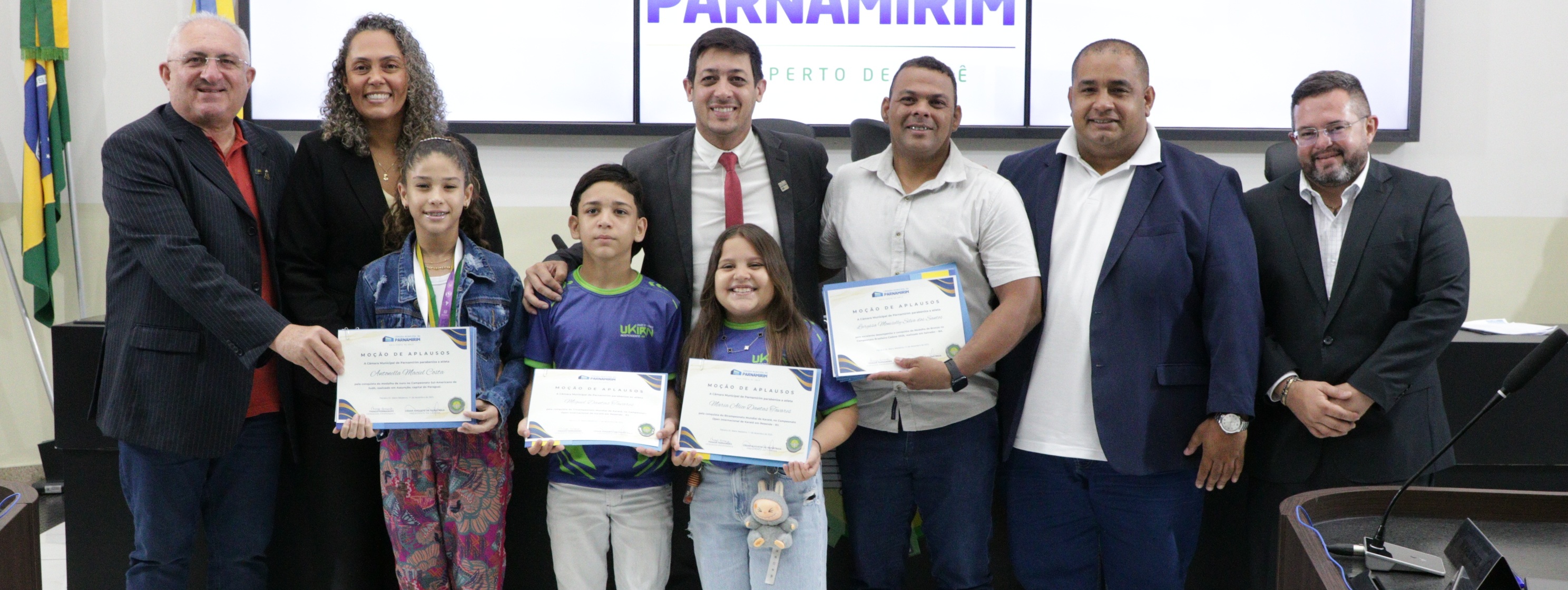 Câmara homenageia atletas e treinadores com Moção de Aplausos