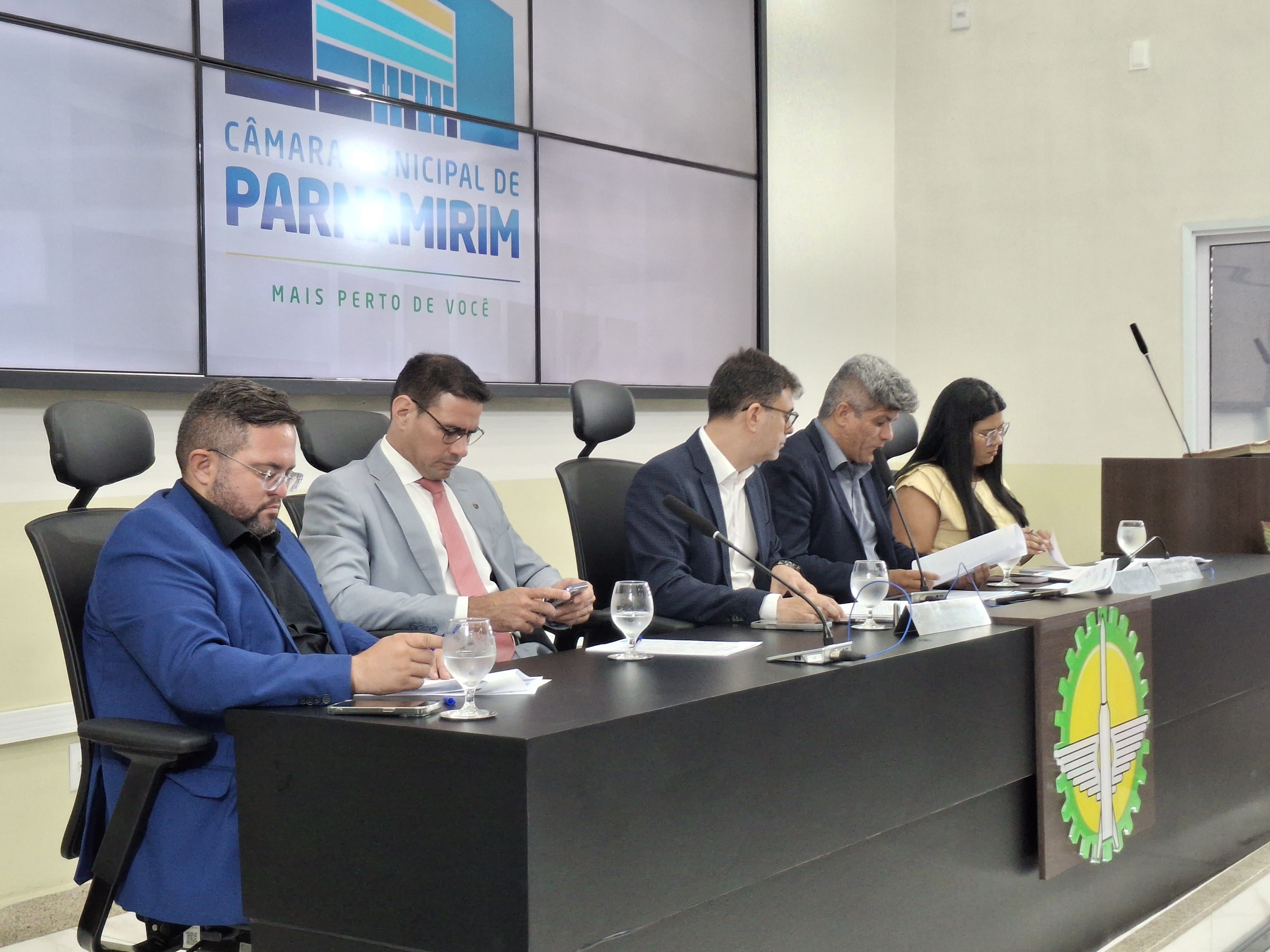 Câmara realizou 18ª reunião da Comissão de Constituição, Legislação e Redação Final