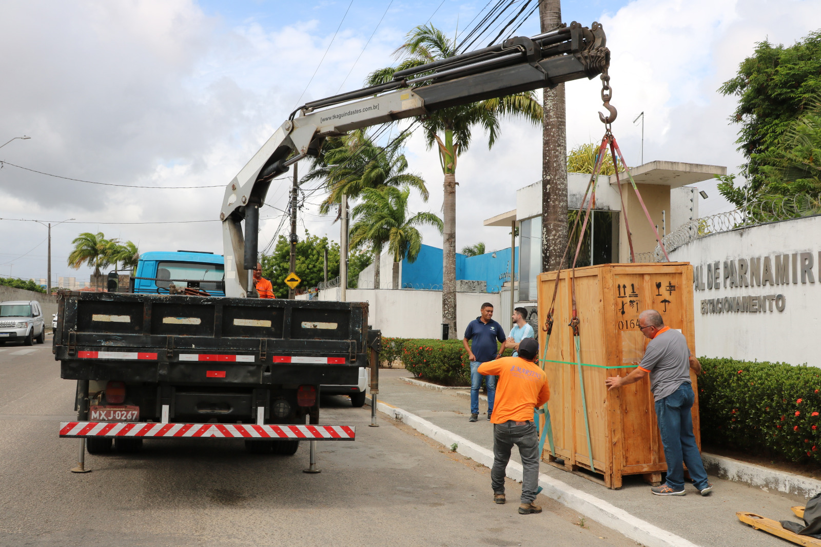 Câmara de Parnamirim entrega mamógrafo à Secretaria de Saúde