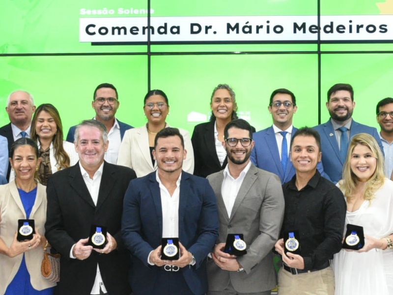 21.08.2025 | Sessão solene comenda Dr. Mário Medeiros