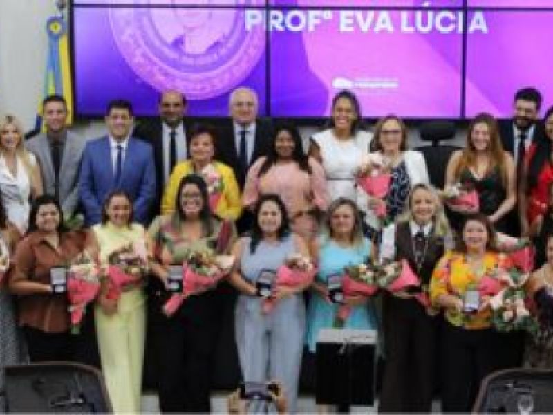 13.03.2026 | Sessão solene comenda professora Eva Lúcia