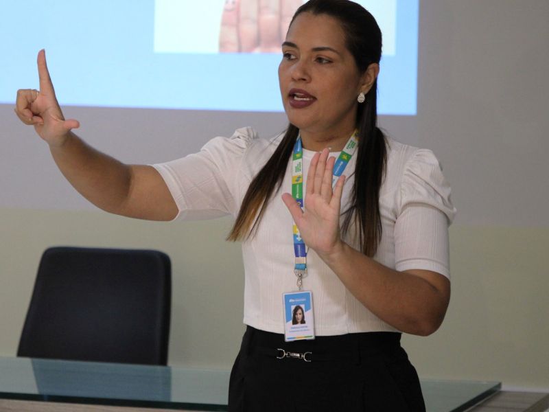 Curso de Libras