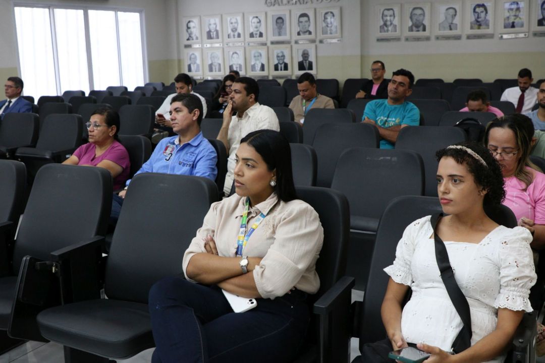 20.10.2025 | 1ª reunião da frente parlamentar evangélica - Foto 24