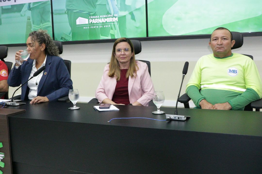 27.11.2025 | Audiência Pública - Discutir a Valorização dos Profissionais da Limpeza Urbana no Munícipio - Foto 5