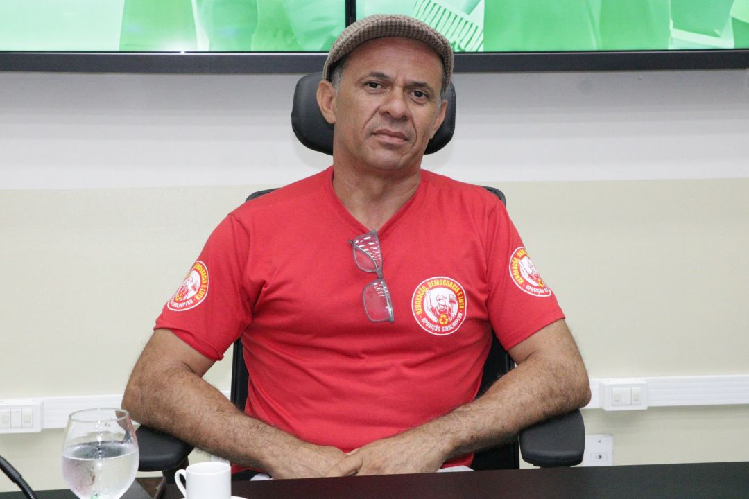 27.11.2025 | Audiência Pública - Discutir a Valorização dos Profissionais da Limpeza Urbana no Munícipio - Foto 26