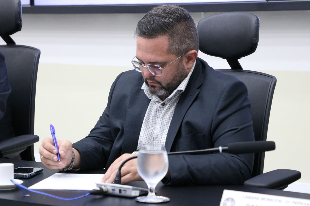 10.11.25 | 17ª Reunião de Constituição e Justiça - Foto 17