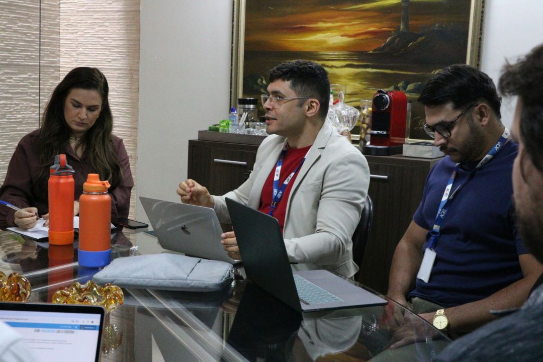 12.11.2025 | Reunião sobre transparência e gestão - Foto 4