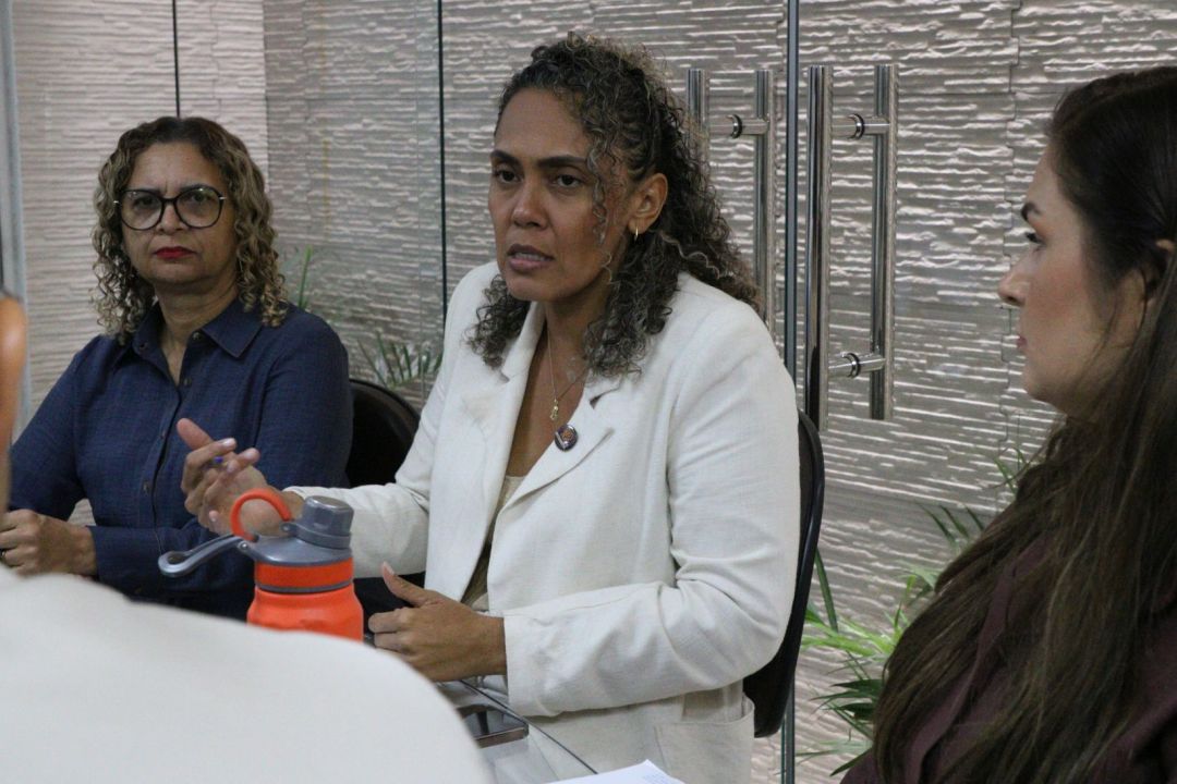 12.11.2025 | Reunião sobre transparência e gestão - Foto 8