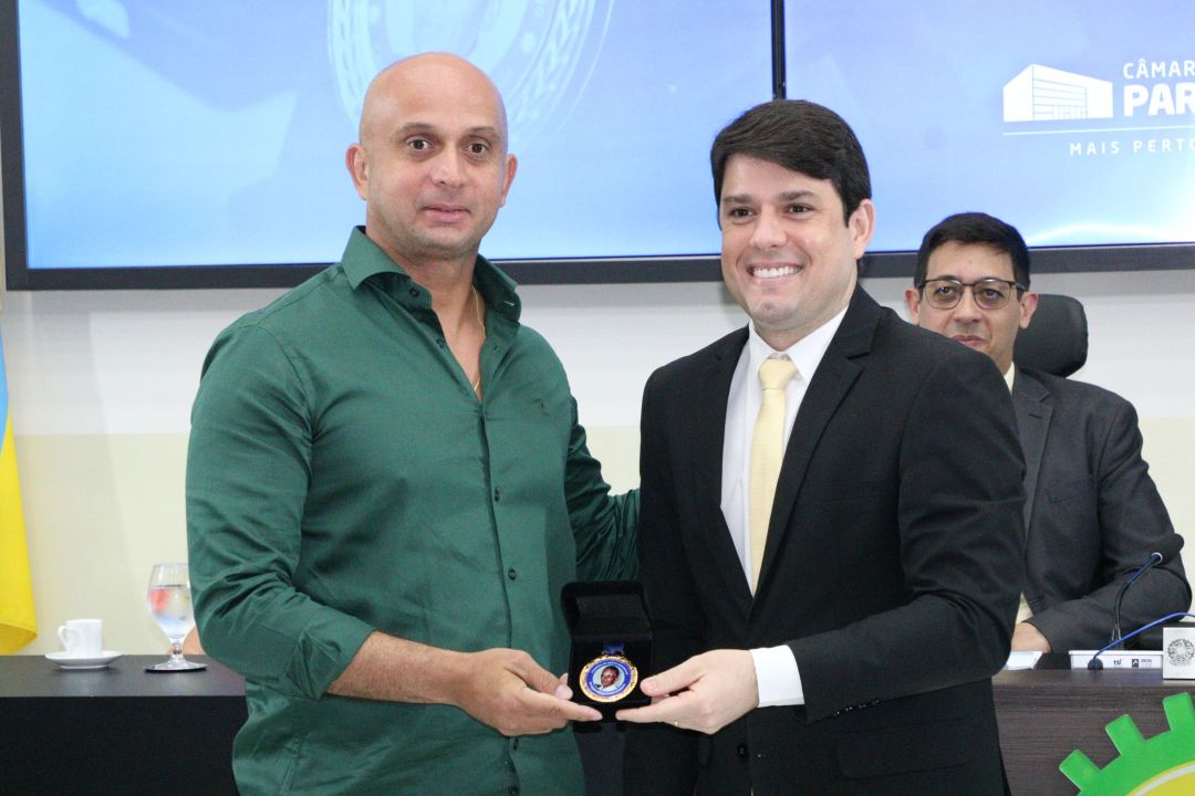 17.11.2025 | Sessão solene comenda Miguel Caenga - Foto 11