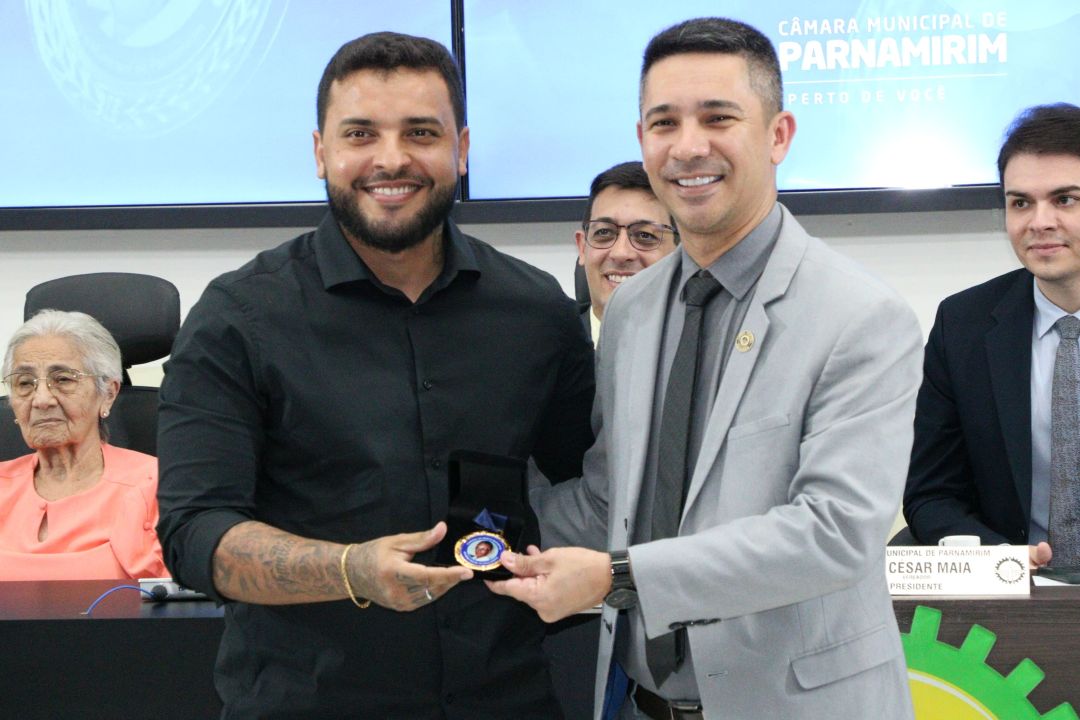 17.11.2025 | Sessão solene comenda Miguel Caenga - Foto 13