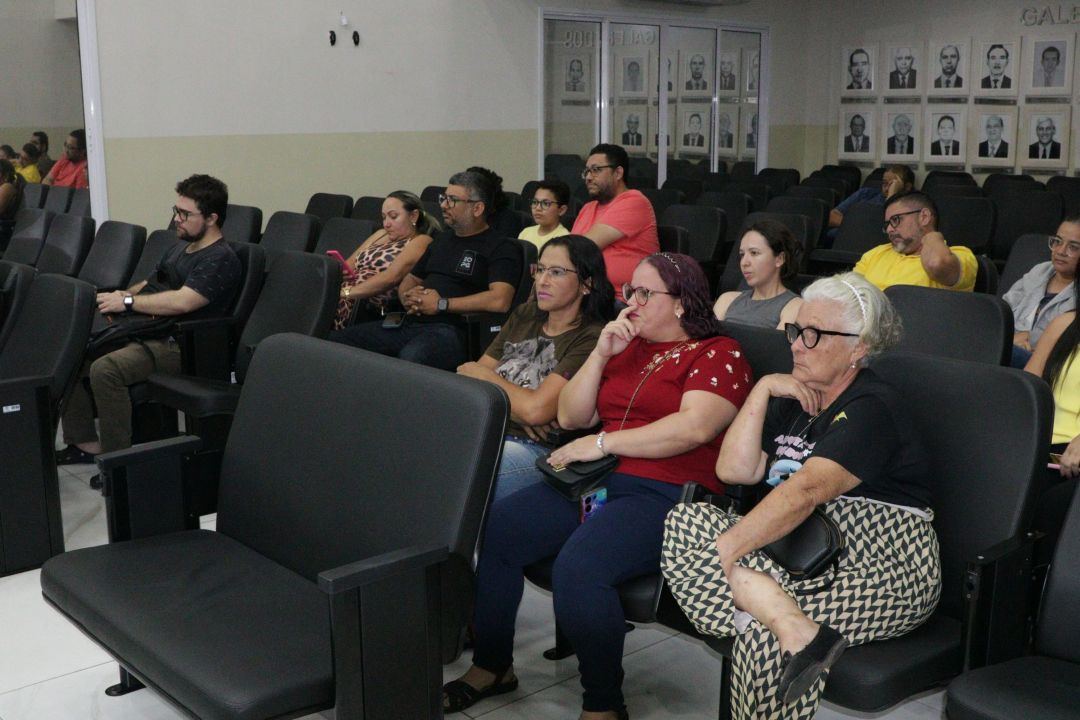 26.11.2025 | Audiência pública sobre parceria de fomento com instituição voltada à defesa e proteção animal - Foto 19