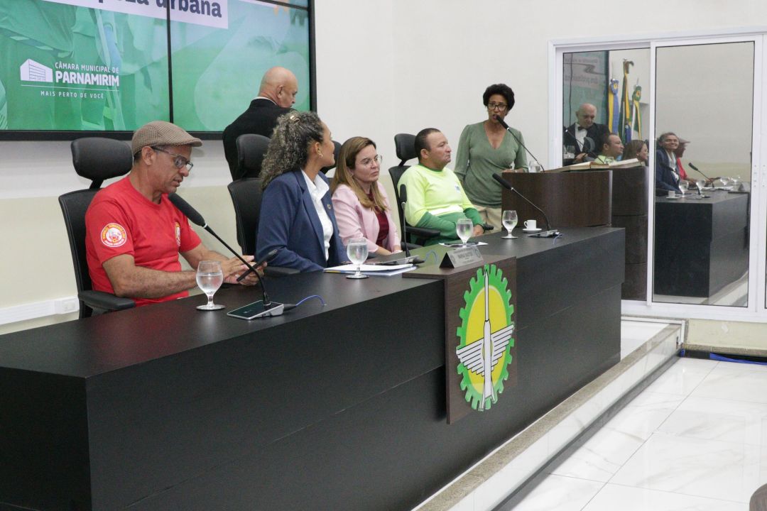 27.11.2025 | Audiência Pública - Discutir a Valorização dos Profissionais da Limpeza Urbana no Munícipio - Foto 1