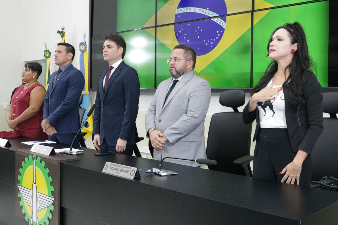 01.12.2025 | Sessão soelene Empresa Amiga dos Animais, e Amigos dos Animais - Foto 1