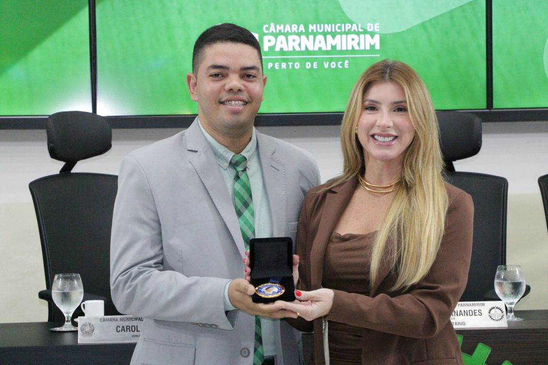 02.12.2025 | Sessão Solene: Comenda Lenice Cardoso Neves - Foto 22