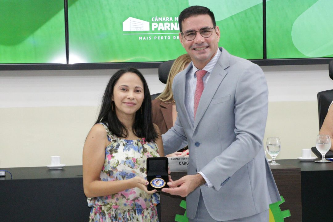 02.12.2025 | Sessão Solene: Comenda Lenice Cardoso Neves - Foto 25