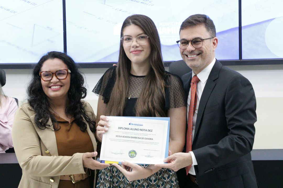 08.12.25 | Sessão Solene Comenda Aluno Nota 10 - Foto 12