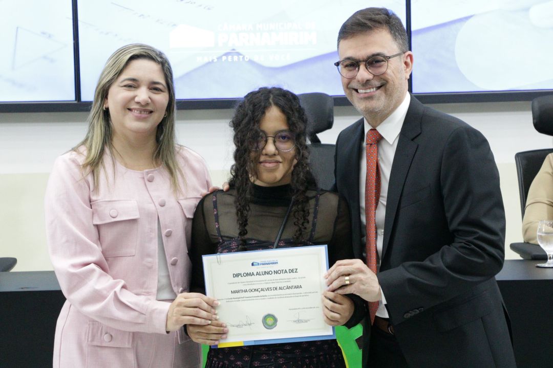 08.12.25 | Sessão Solene Comenda Aluno Nota 10 - Foto 18