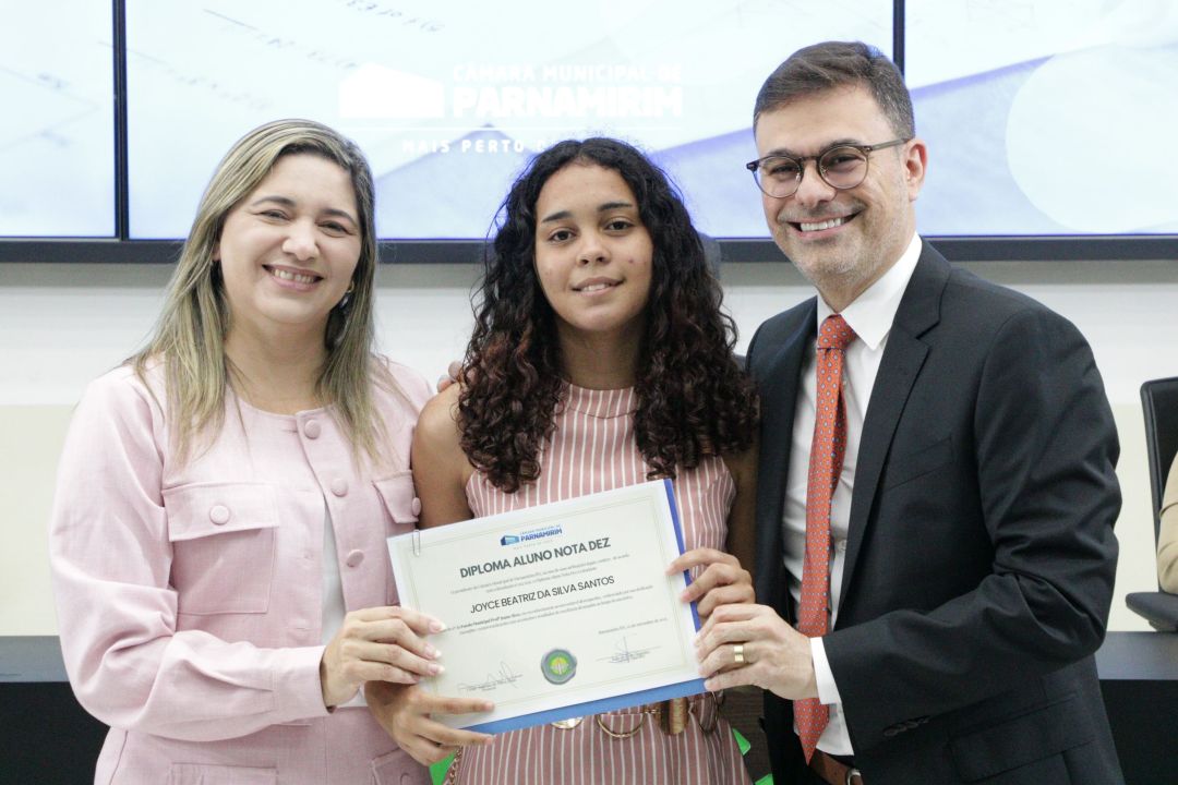 08.12.25 | Sessão Solene Comenda Aluno Nota 10 - Foto 21