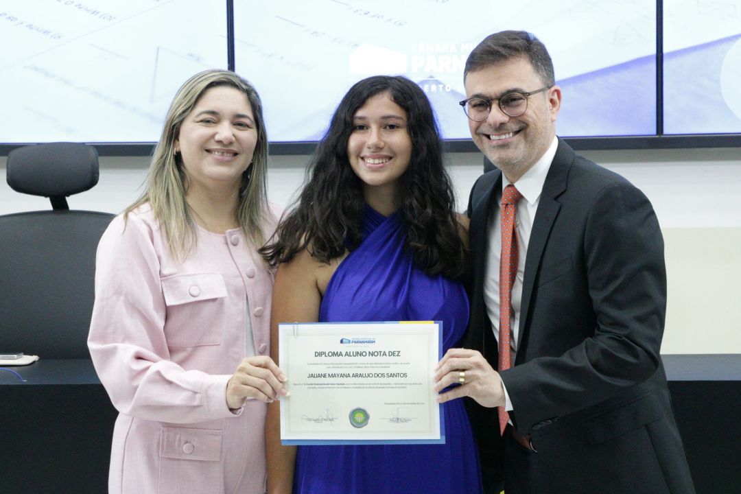 08.12.25 | Sessão Solene Comenda Aluno Nota 10 - Foto 23