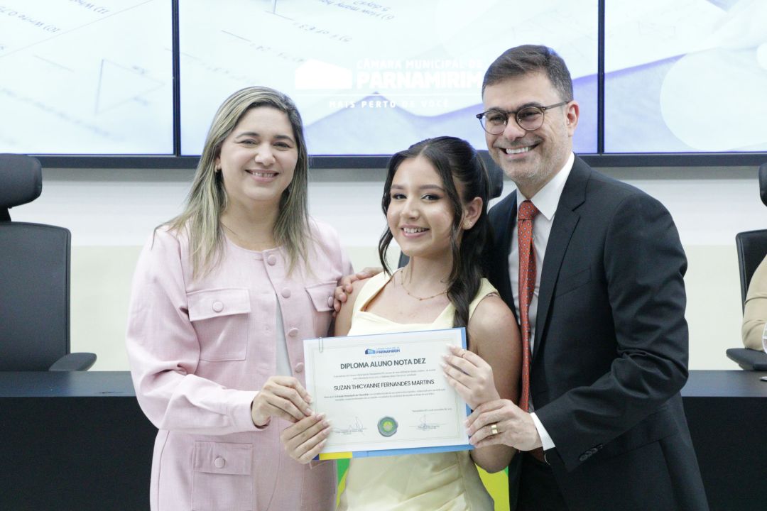 08.12.25 | Sessão Solene Comenda Aluno Nota 10 - Foto 24