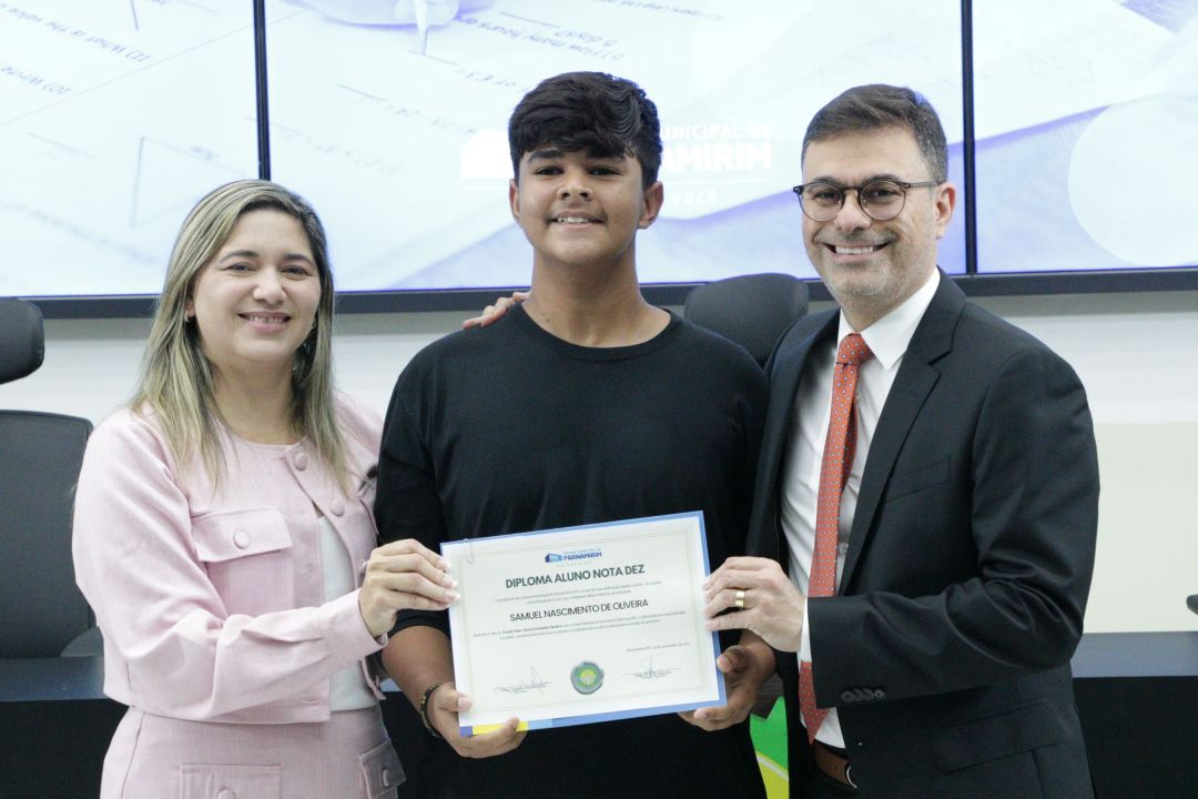 08.12.25 | Sessão Solene Comenda Aluno Nota 10 - Foto 26