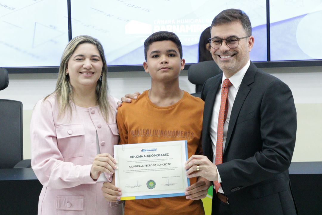 08.12.25 | Sessão Solene Comenda Aluno Nota 10 - Foto 30