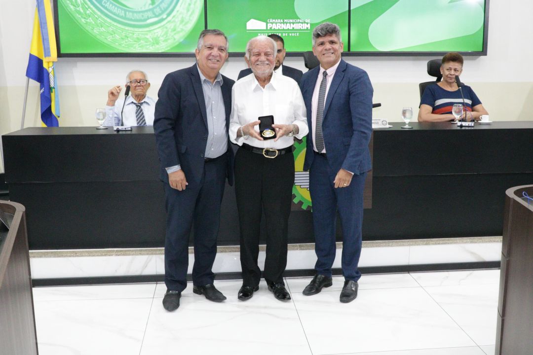 12.12.2025 | Sessão Solene Comenda Josina Tereza de Andrade - Foto 13